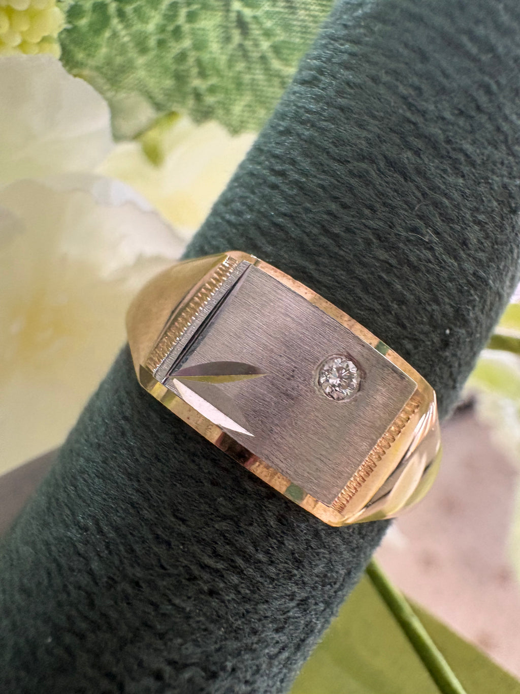 9ct Yellow & White Gold Diamond Set Mens Signet Ring