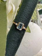 9ct Yellow Gold Blue Topaz & Diamond Ring
