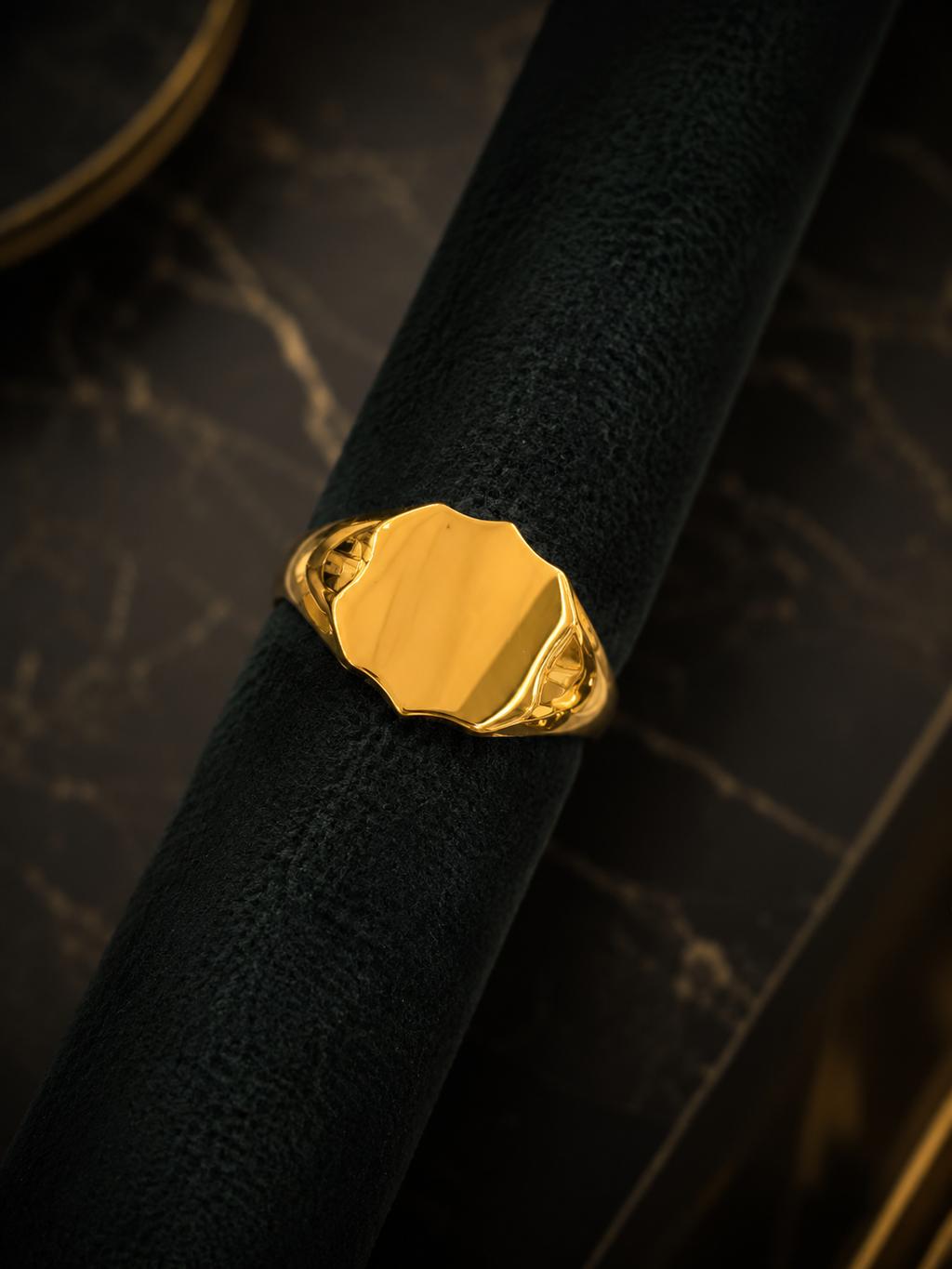 9ct Yellow Gold Shield Signet Ring