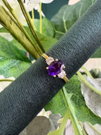 9ct Yellow Gold Diamond & Amethyst Ring