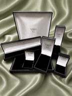 Platinum sapphire & diamond ring