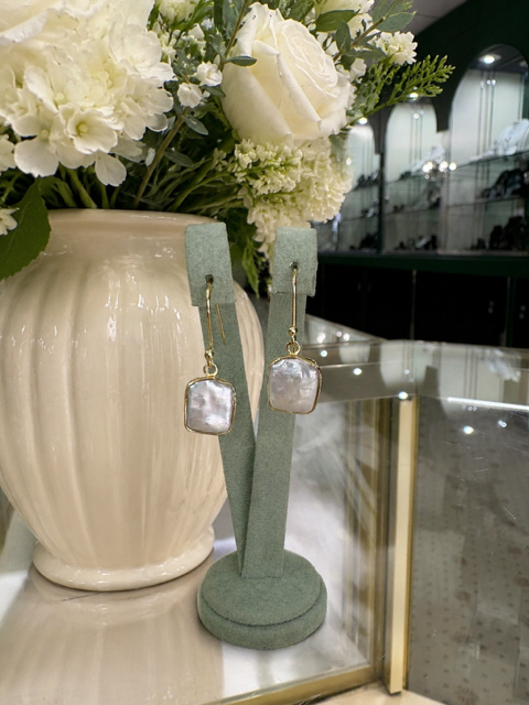 Lido Pearls - Gold Plated Freshwater Pearl Earrings