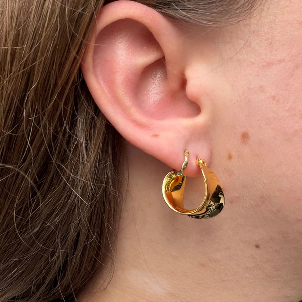 Reeves & Reeves Wide Swoosh Hoop Earrings