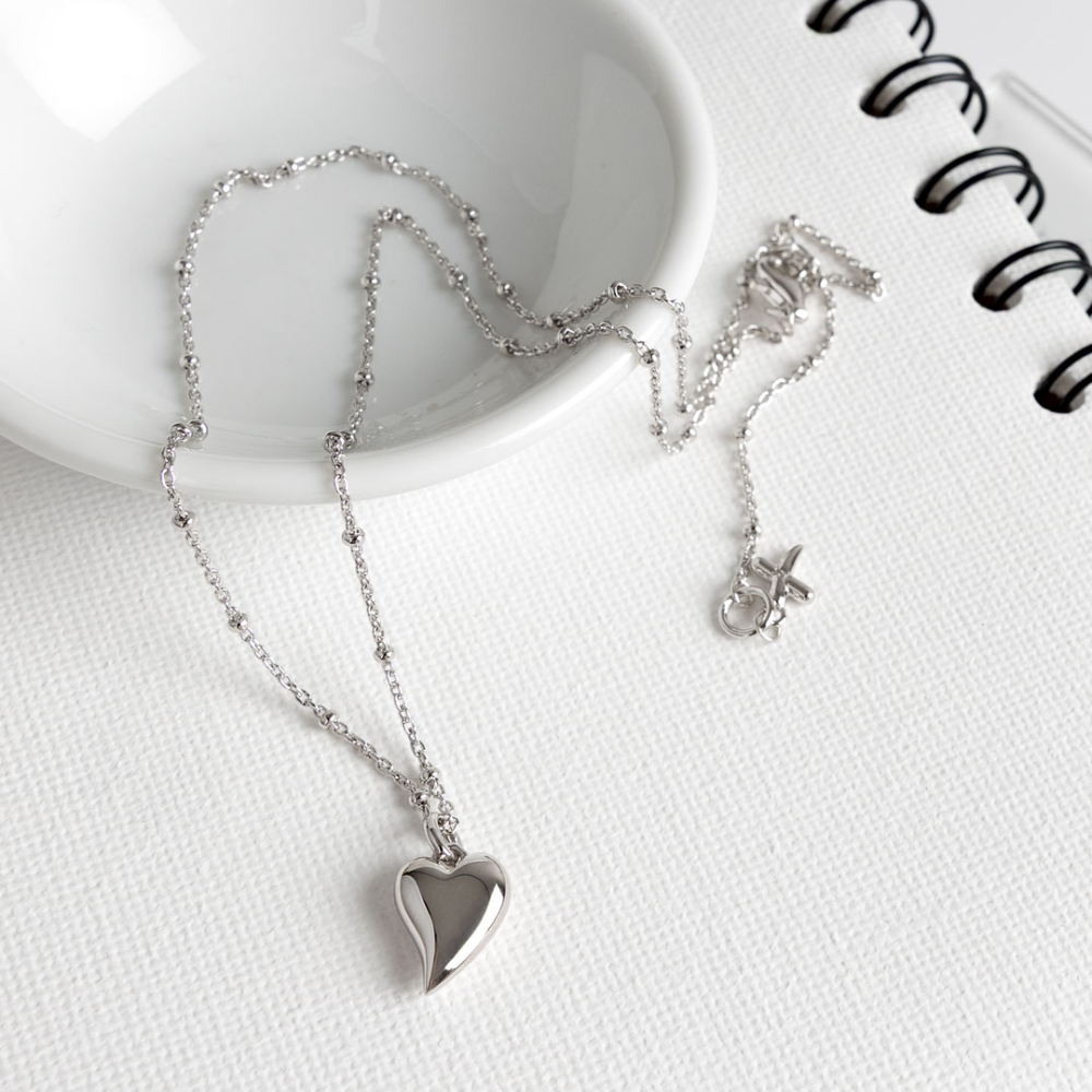 Kit Heath - Desire Kiss Midi Heart Ball Chain Necklace