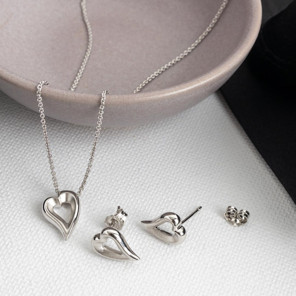Kit Heath - Desire Love Story Heart Necklace