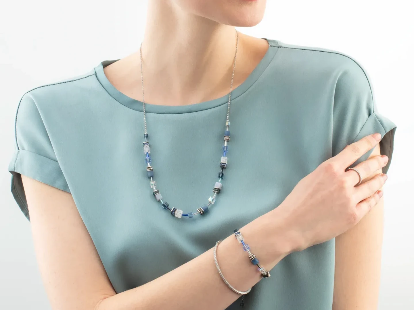 Coeur De Lion GeoCUBE Iconic Nature Blue Bracelet
