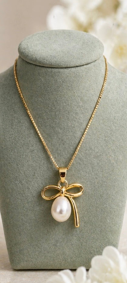 Lido Pearls - Gold Plated Open Bow Rice Pearl Pendant & Chain