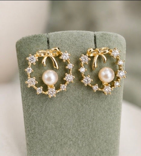 Lido Pearls - Gold Plated Open Weave Freshwater Pearl Earrings