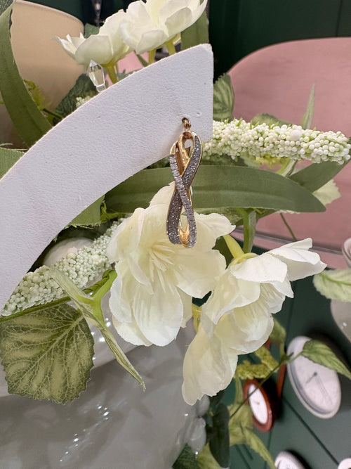 14 carat Yellow Gold Diamond Hoop Twist Earrings