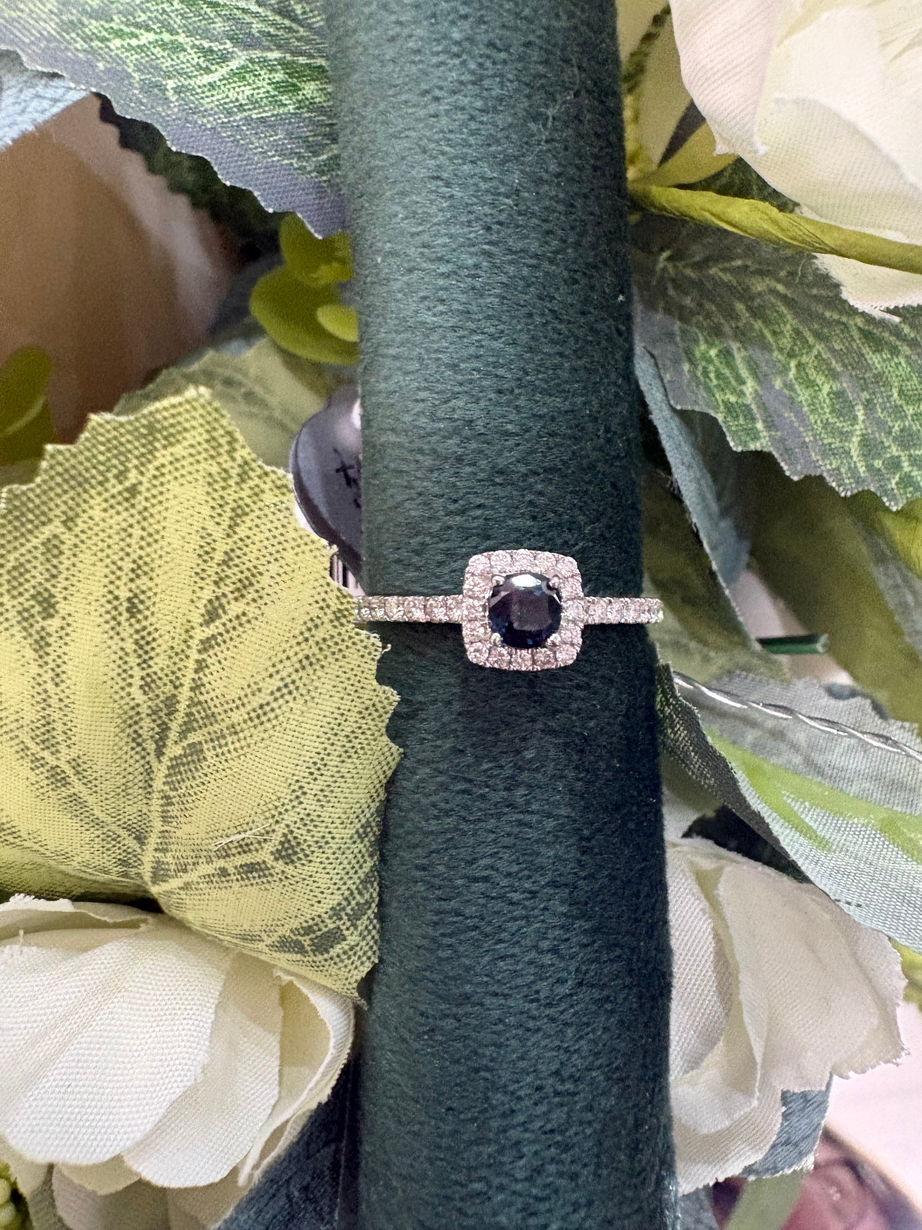9ct White Gold Square Sapphire & Diamond Cluster Halo Ring with Diamond Shoulders