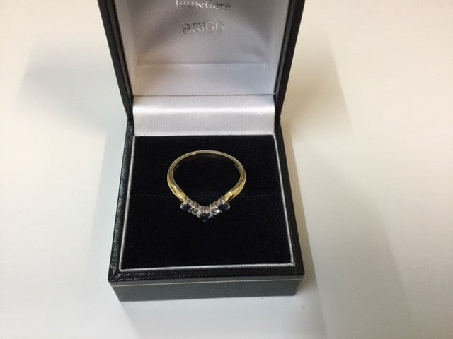 18ct yellow gold sapphire & diamond wishbone ring