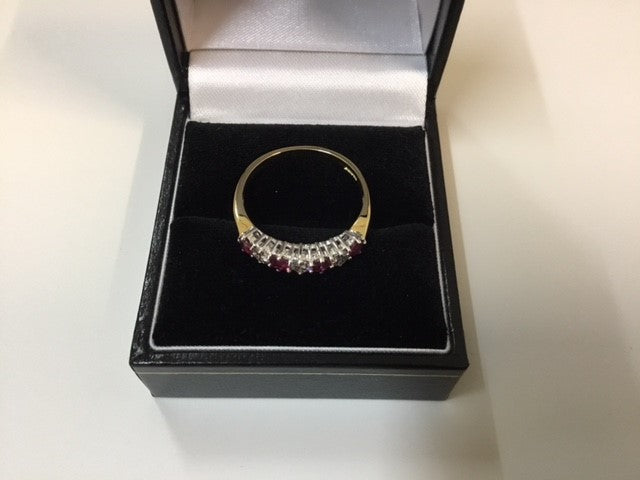 18ct yellow gold ruby & diamond ring